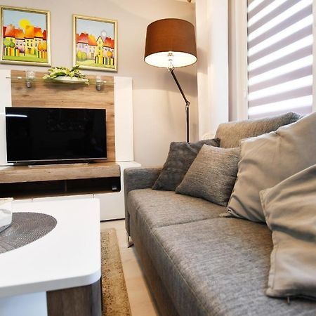 Apartament Dworcowa Lägenhet Kołobrzeg Exteriör bild