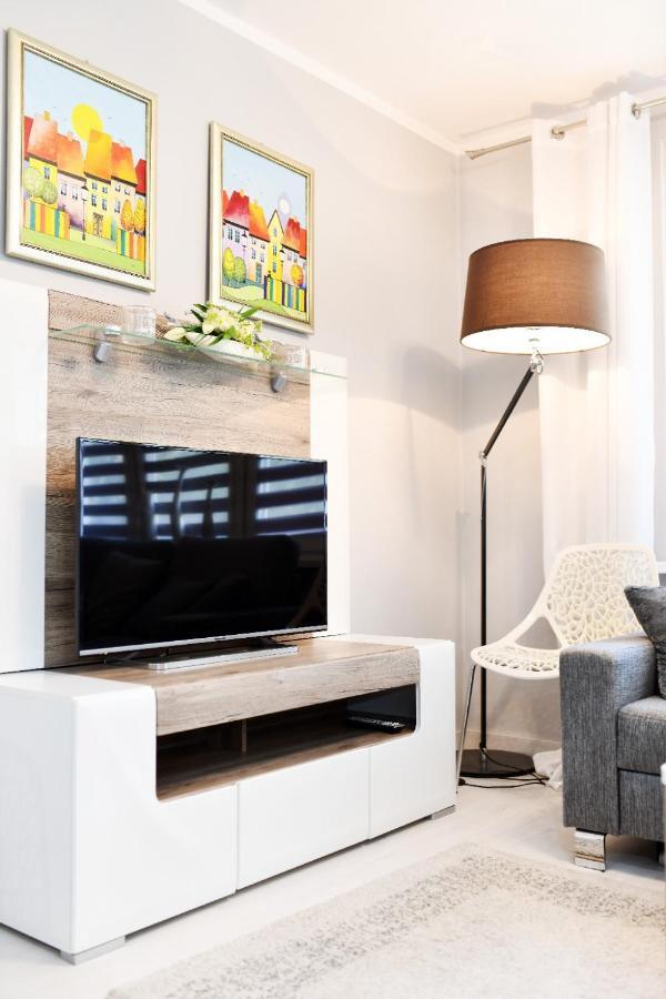 Apartament Dworcowa Lägenhet Kołobrzeg Exteriör bild