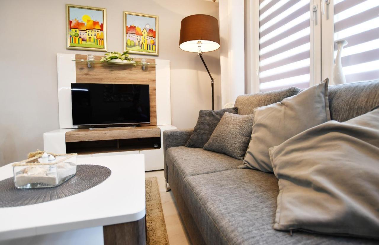 Apartament Dworcowa Lägenhet Kołobrzeg Exteriör bild